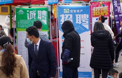 線(xiàn)上不拘一格巧招工　線(xiàn)下多方搭臺拓渠道
