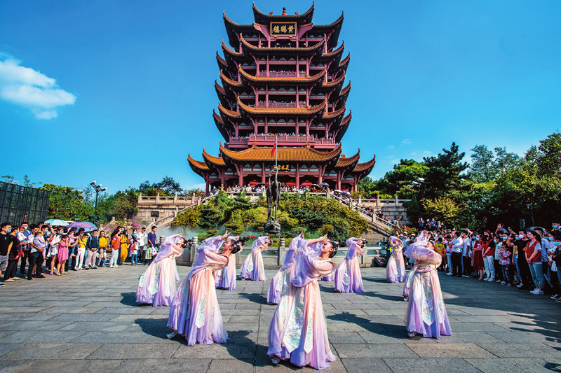 文旅市場(chǎng)回暖 需求多元化促行業(yè)轉型升級