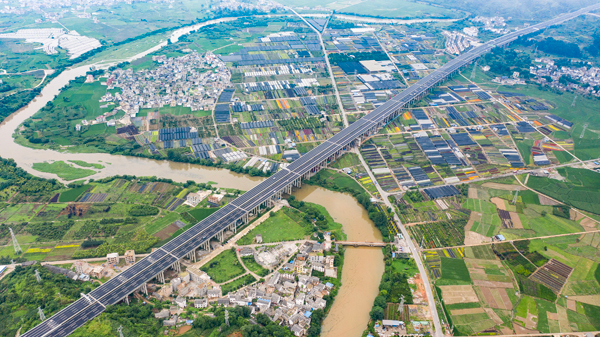 放大數據優(yōu)勢　重塑發(fā)展增勢——2023數博會(huì )上的國企數字化轉型樣本
