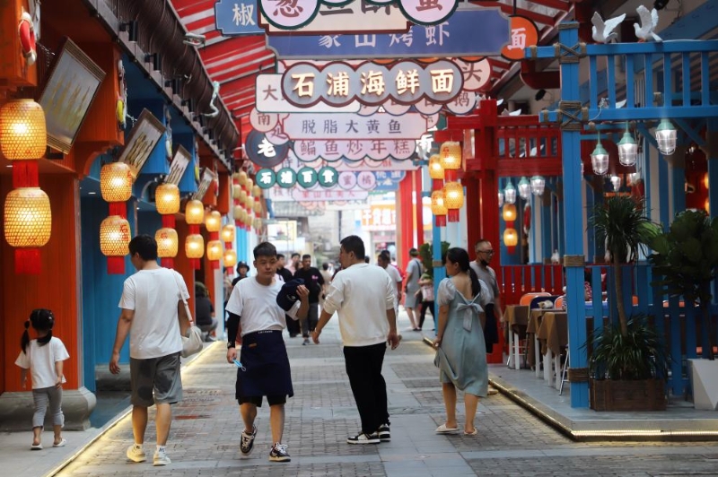 城鄉市集助力假日消費市場(chǎng)活力迸發(fā)