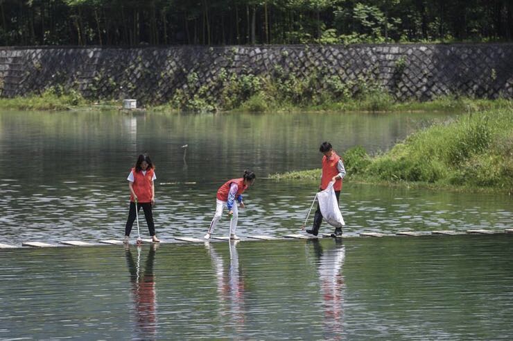 “基層科長(cháng)”難管“國企廳官”